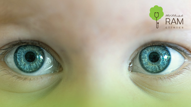 متى-يثبت-لون-عيون-الطفل متى-يثبت-لون-عيون-الطفل