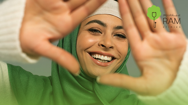 الفرق-بين-ابتسامة-هوليود-وبوليود